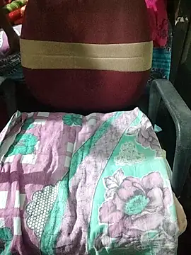 Ralisha Rani online show from 11-22-25, 10:20