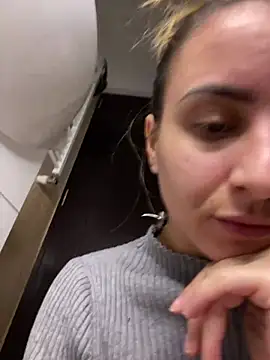 Snapshot of Daisyforyou chatting on 01-08-25, 07:24 Daisyforyou online show from 01-08-25, 07:24