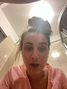 Snapshot of Daisyforyou chatting on 01-22-25, 11:45 Daisyforyou online show from 01-22-25, 11:45