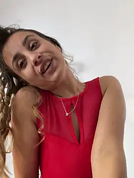 Snapshot of Daisyforyou chatting on 02-14-25, 09:03 Daisyforyou online show from 02-14-25, 09:03