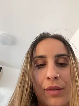 Snapshot of Daisyforyou chatting on 03-06-25, 11:36 Daisyforyou online show from 03-06-25, 11:36