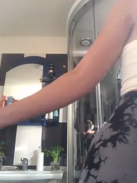 Snapshot of Daisyforyou chatting on 03-23-25, 06:26 Daisyforyou online show from 03-23-25, 06:26