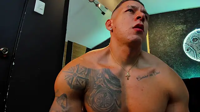 MassimoWalton2 online show from 01-10-25, 02:35