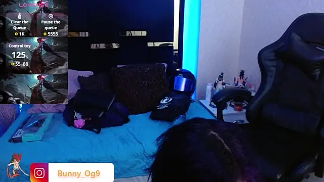 Bunny O online show from 04-28-26, 01:37