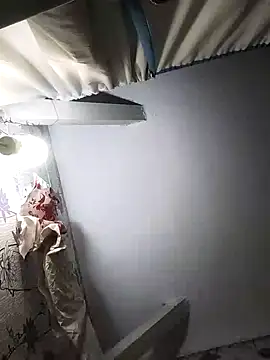 Snapshot of SweetLeila40 chatting on 02-16-25, 06:10 SweetLeila40 online show from 02-16-25, 06:10