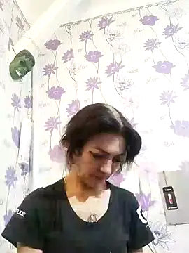 Snapshot of SweetLeila40 chatting on 02-26-25, 09:27 SweetLeila40 online show from 02-26-25, 09:27