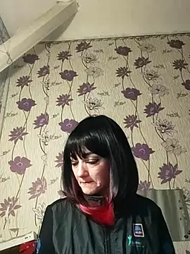 Snapshot of SweetLeila40 chatting on 03-07-25, 05:17 SweetLeila40 online show from 03-07-25, 05:17