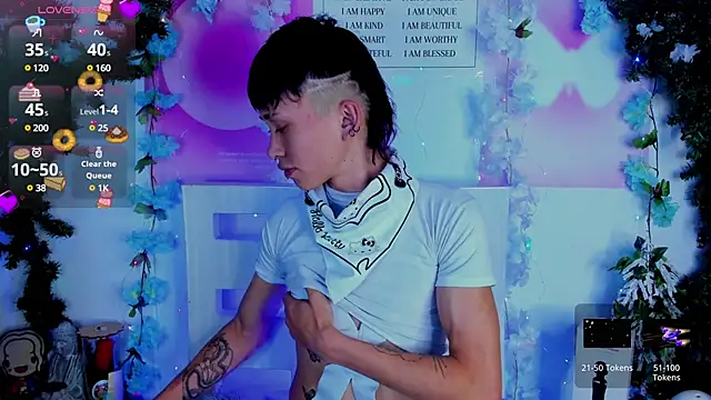 Snapshot of juniior_2311_ chatting on 01-25-25, 09:46 juniior 2311  online show from 01-25-25, 09:46