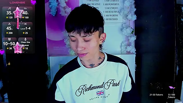 Snapshot of juniior_2311_ chatting on 02-18-25, 08:25 juniior 2311  online show from 02-18-25, 08:25