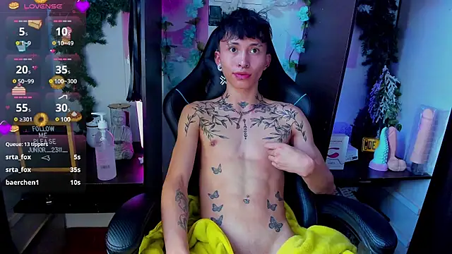 Snapshot of juniior_2311_ chatting on 03-20-25, 06:09 juniior 2311  online show from 03-20-25, 06:09