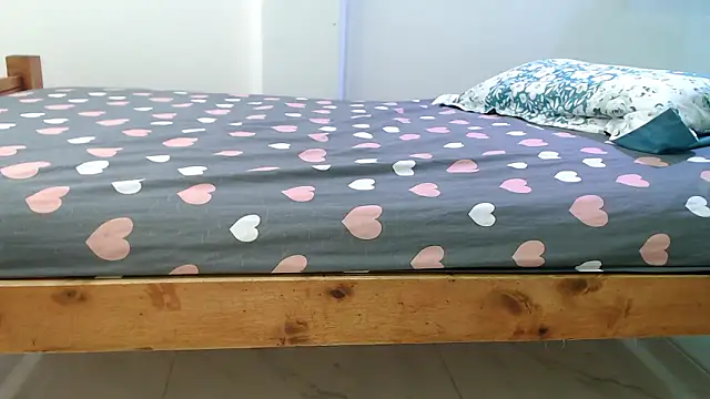 evaleribigtits18 online show from 02-03-26, 01:59