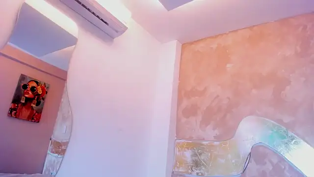 melaniecooperr online show from 10-26-25, 02:39