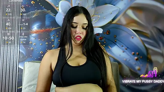 Snapshot of melaniecooperr chatting on 05-12-26, 01:47 melaniecooperr online show from 05-12-26, 01:47