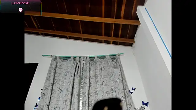 Laila Laly online show from 04-28-26, 03:17