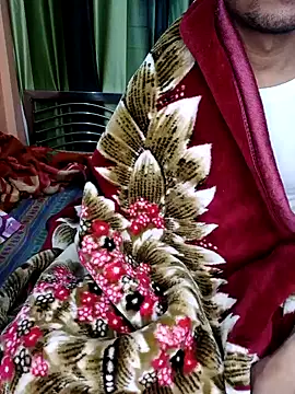 Snapshot of MUMTAJ-1 chatting on 01-12-25, 01:11 MUMTAJ-1 online show from 01-12-25, 01:11