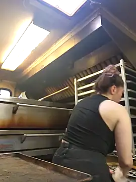 Snapshot of lavenderdelights chatting on 01-03-25, 07:39 lavenderdelights online show from 01-03-25, 07:39