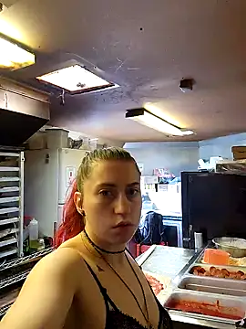 Snapshot of lavenderdelights chatting on 02-21-25, 07:32 lavenderdelights online show from 02-21-25, 07:32