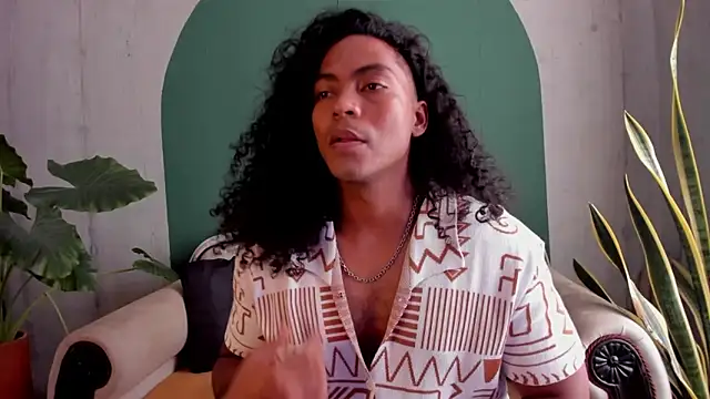 Snapshot of noah_jones__ chatting on 11-21-25, 04:49 noah jones online show from 11-21-25, 04:49