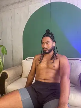 Snapshot of noah_jones__ chatting on 02-05-26, 03:38 noah jones online show from 02-05-26, 03:38