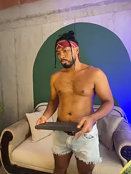 Snapshot of noah_jones__ chatting on 02-11-26, 04:23 noah jones online show from 02-11-26, 04:23