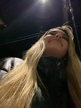 Snapshot of Odett_ chatting on 01-31-25, 02:37 Odett online show from 01-31-25, 02:37