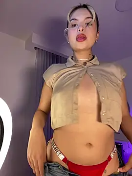 Snapshot of Odett_ chatting on 10-08-25, 01:03 Odett online show from 10-08-25, 01:03