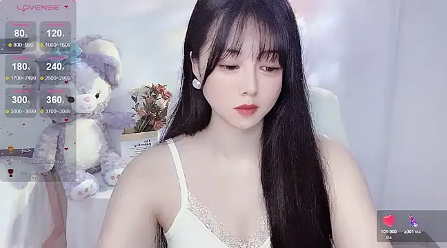Snapshot of Lydia_170 chatting on 12-05-24, 02:31 Lydia 170 online show from 12-05-24, 02:31