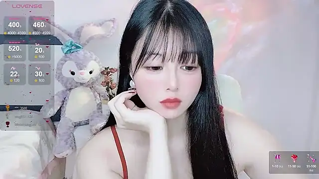 Snapshot of Lydia_170 chatting on 12-27-24, 12:29 Lydia 170 online show from 12-27-24, 12:29