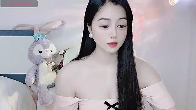 Snapshot of Lydia_170 chatting on 01-04-25, 12:27 Lydia 170 online show from 01-04-25, 12:27