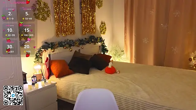 Snapshot of CassieMurr chatting on 12-04-24, 02:09 CassieMurr online show from 12-04-24, 02:09