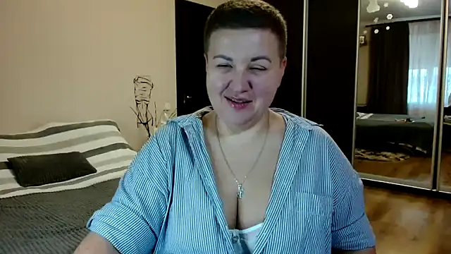 Annet1912 online show from 12-04-25, 08:23