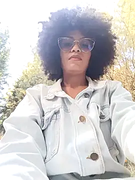 Snapshot of BlairSamy chatting on 12-04-24, 09:57 BlairSamy online show from 12-04-24, 09:57