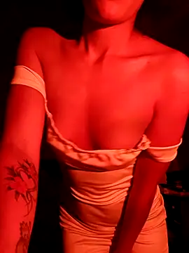 Snapshot of BlairSamy chatting on 09-19-25, 09:04 BlairSamy online show from 09-19-25, 09:04