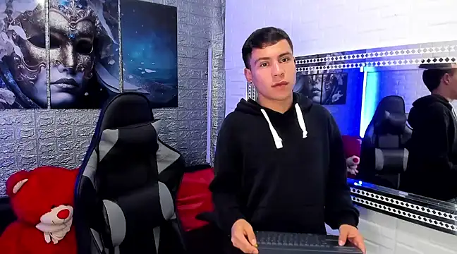 salvadorgomezx online show from 12-28-24, 11:41