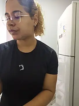 VitoriaFernandes online show from 07-10-26, 02:52
