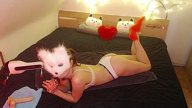 Snapshot of kleinelea123 chatting on 01-22-25, 02:24 kleinelea123 online show from 01-22-25, 02:24