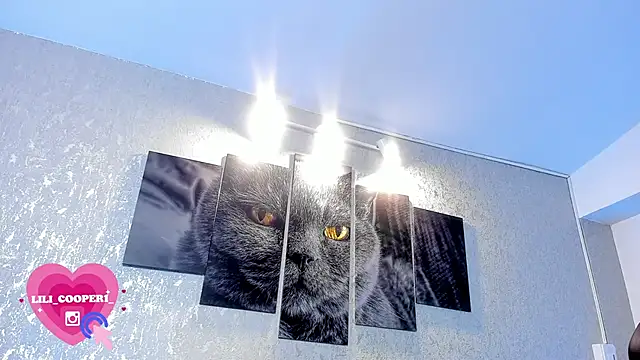 lilicooper  online show from 02-11-25, 11:33