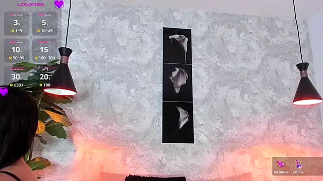 lilicooper  online show from 09-10-25, 03:28