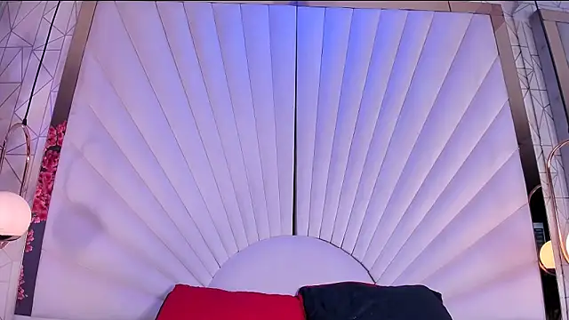 ivannabellini online show from 06-11-26, 01:53