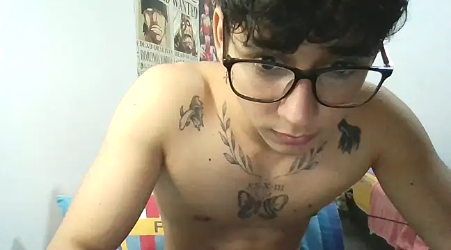 Snapshot of Dillom420 chatting on 03-21-25, 05:32 Dillom420 online show from 03-21-25, 05:32