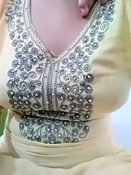 Arohi is Live online show from 12-26-24, 09:11