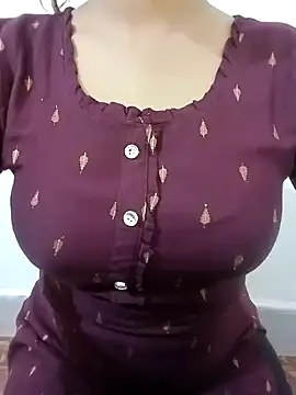 Arohi is Live online show from 03-04-25, 06:04