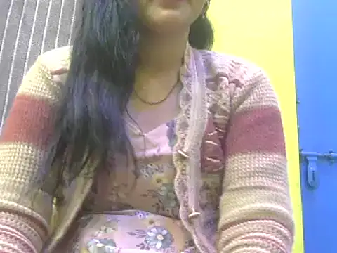 Snapshot of CUTYHINA_001 chatting on 12-02-24, 10:50 CUTYHINA 001 online show from 12-02-24, 10:50