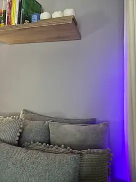 FridaKlein online show from 12-07-24, 01:14