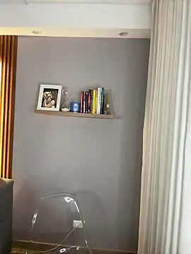 FridaKlein online show from 03-04-25, 11:32