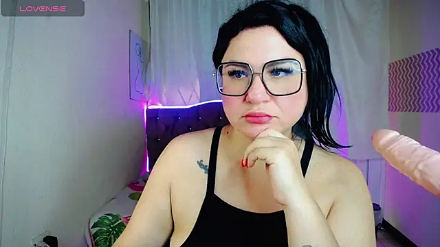  curvy latina online show from 03-18-25, 12:14
