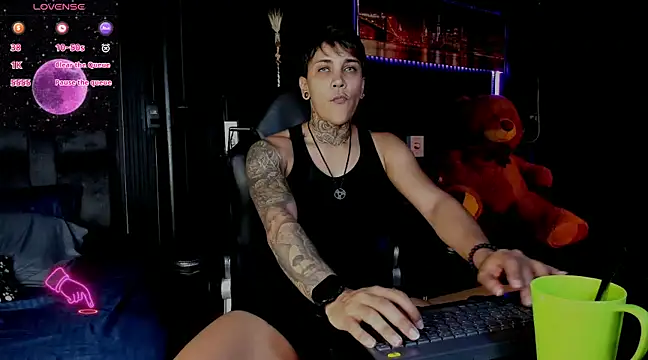 ZhoeStrong online show from 02-24-25, 09:52