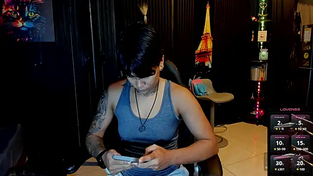 ZhoeStrong online show from 10-09-25, 01:25