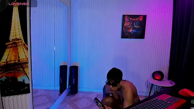 ZhoeStrong online show from 04-26-26, 10:24