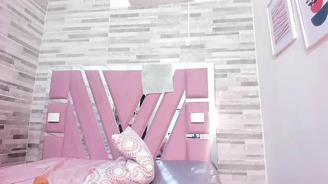 ebony march online show from 12-13-24, 09:20